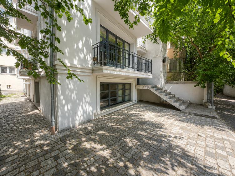 Birou, de 385 mp, în Floreasca