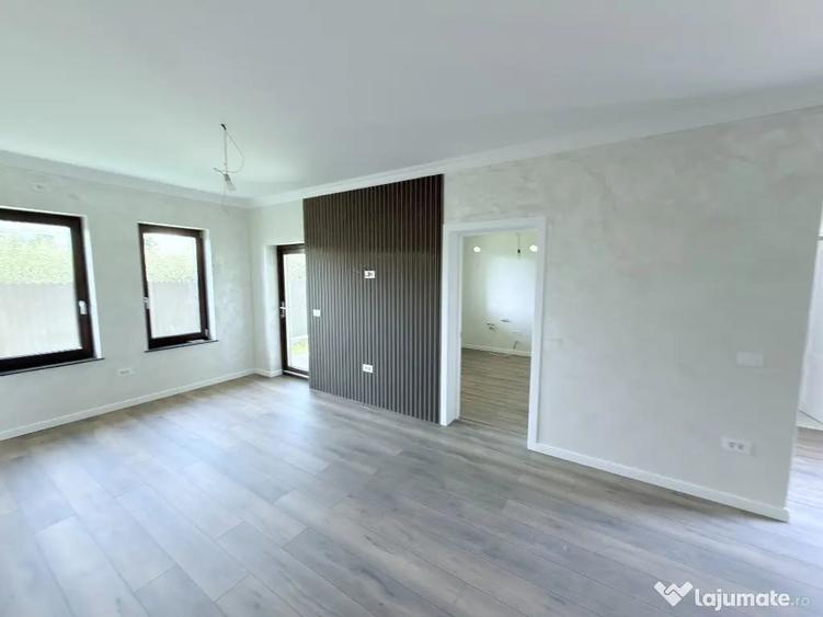 Casă cu 3 camere cu Teren 300 Mp în Central
