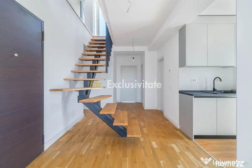 Apartament cu 4 camere decomandat în Sisești