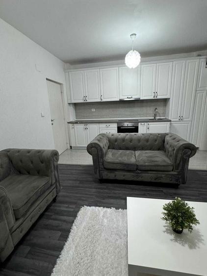 Apartament cu 2 camere decomandat în Exterior Vest