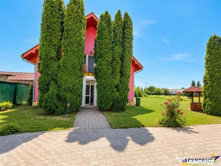 Casă cu 4 camere cu Teren 3227 Mp în Central
