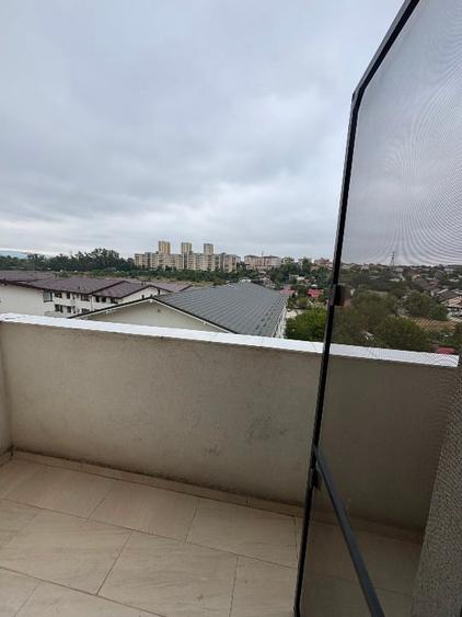 Apartament cu 2 camere decomandat în Valea Adâncă