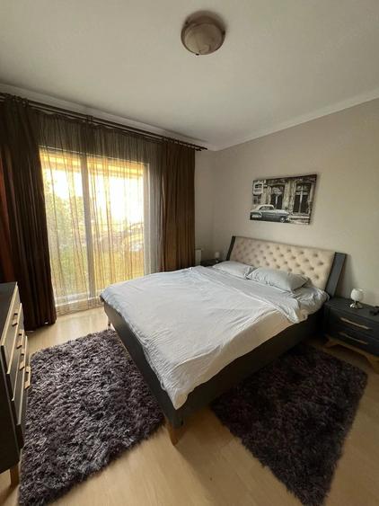 Casă cu 5 camere cu Teren 450 Mp în Sângeorgiu de Mureș