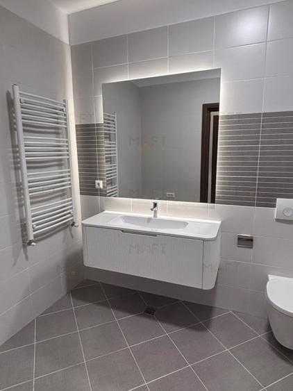 Apartament cu 4 camere decomandat, mobilat în Kiseleff