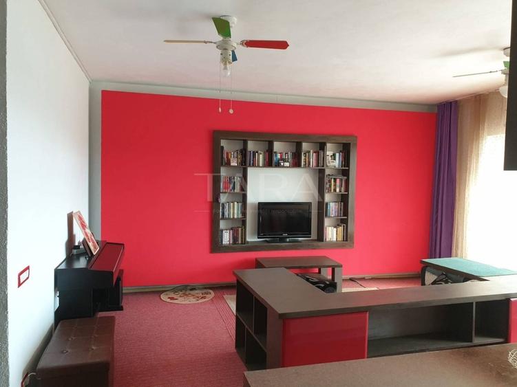 Apartament cu 3 camere, mobilat în Zorilor