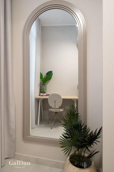 Apartament cu 3 camere, mobilat în Calea Victoriei