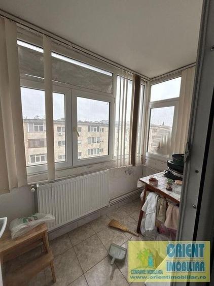 Apartament cu 3 camere decomandat în Dacia