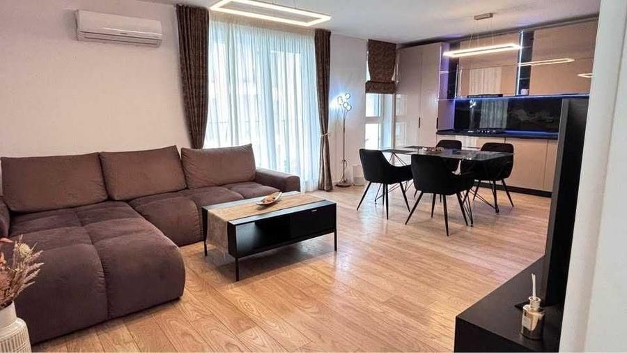 Apartament cu 3 camere în Central
