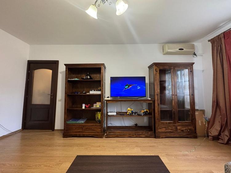 Apartament cu 2 camere decomandat în Aviației