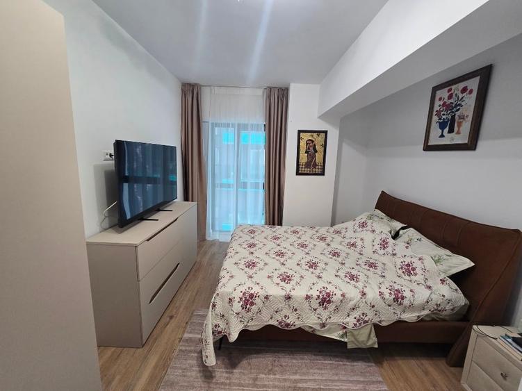 Apartament cu 3 camere decomandat, mobilat în Tătărași