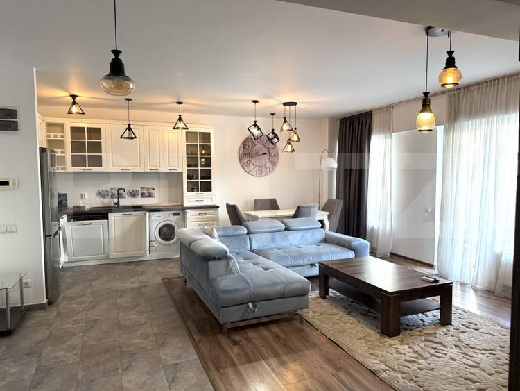 Apartament cu 2 camere semidecomandat, mobilat în Mărăști