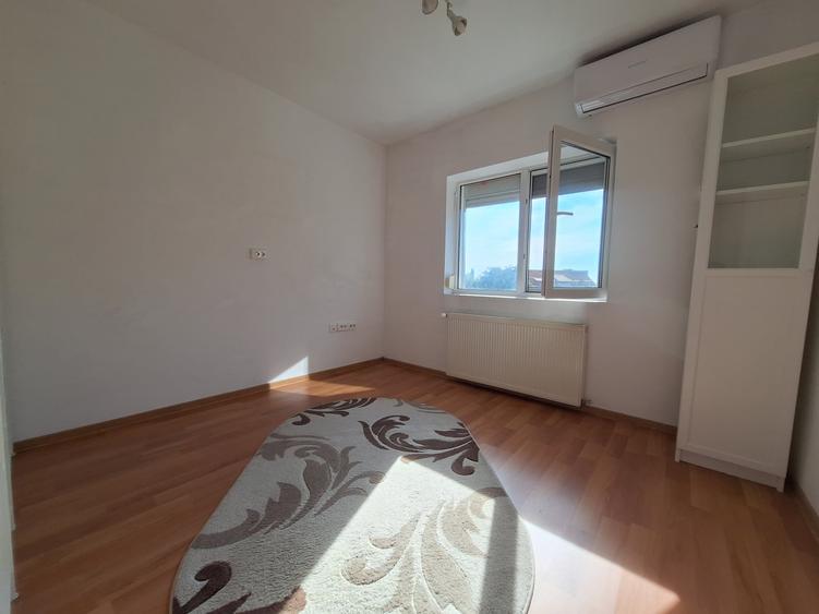 Apartament cu 3 camere semidecomandat, mobilat în Freidorf