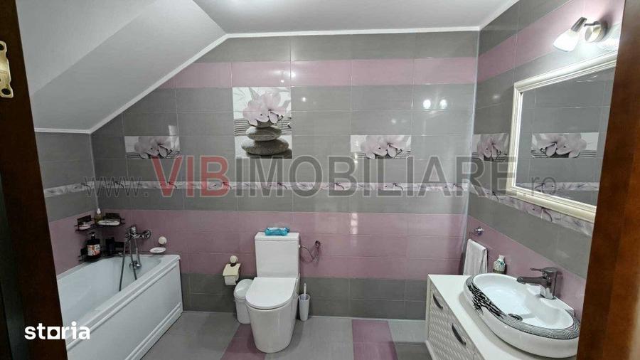 Casă cu 9 camere cu Teren 610 Mp în Ion Creangă