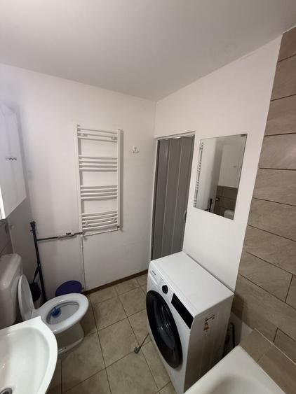 Garsonieră în Girocului