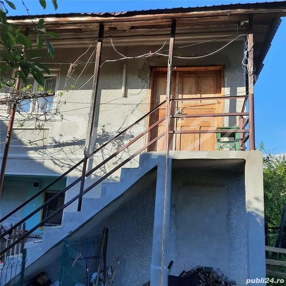 Casă cu 3 camere în Sălătrucel