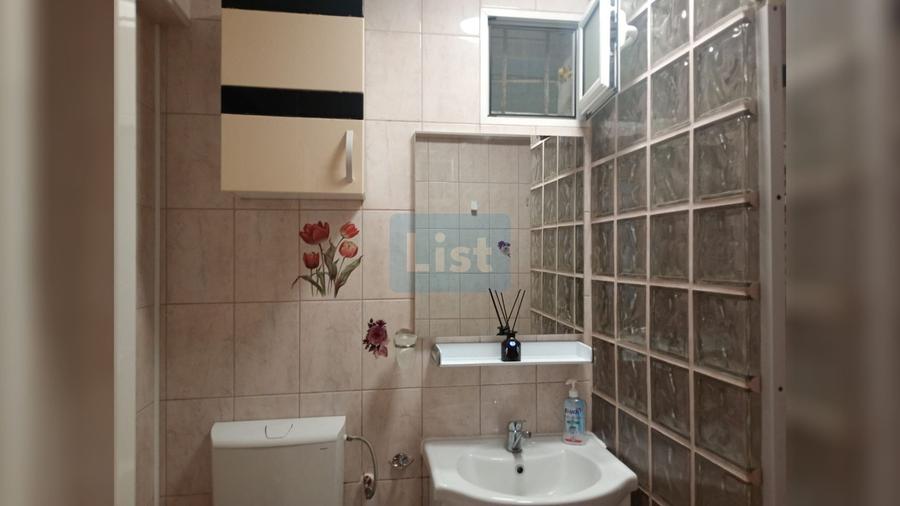 Apartament cu 2 camere semidecomandat în Mazepa 1