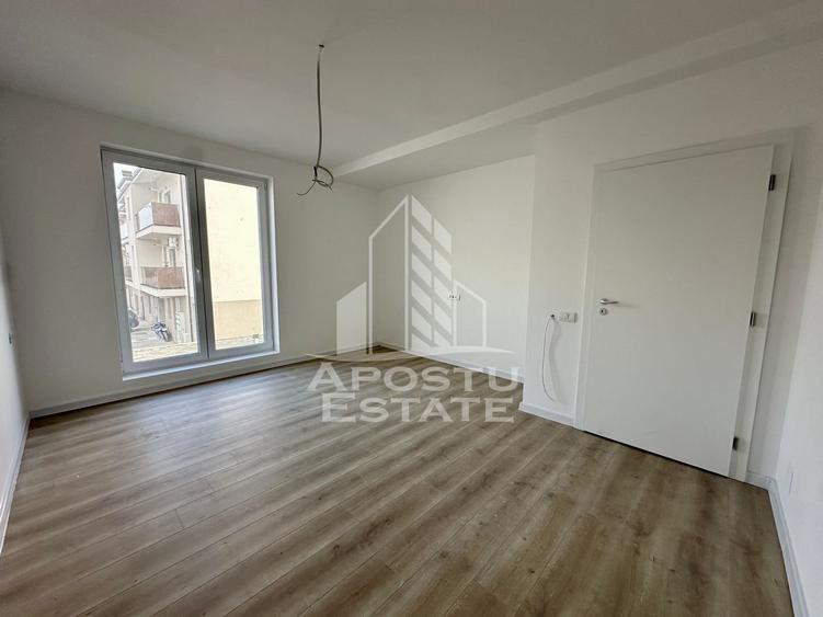 Duplex cu 4 camere cu Canalizare în Chișoda