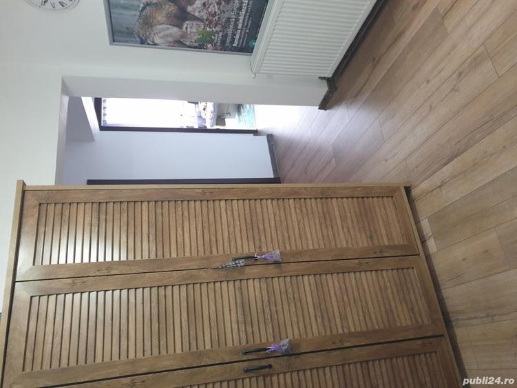 Apartament cu 3 camere decomandat în Bumbești-Jiu