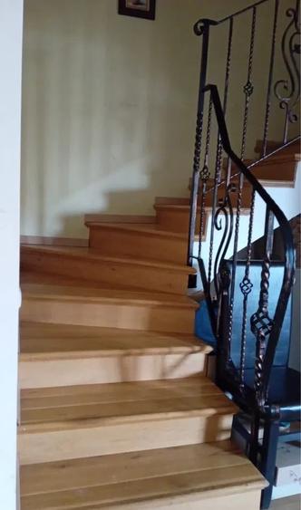 Duplex cu 4 camere cu Canalizare în Florești