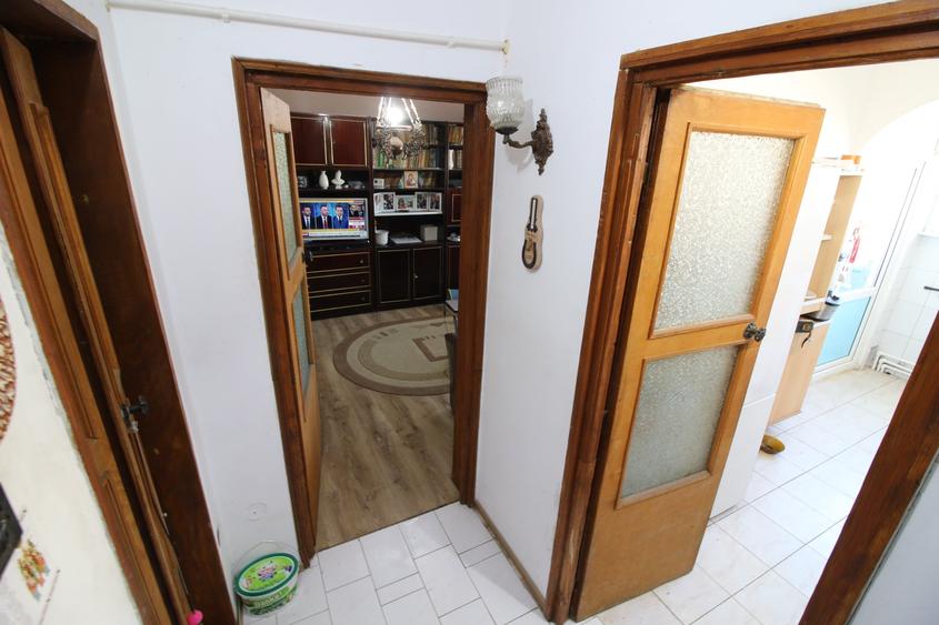 Apartament cu 2 camere semidecomandat în Țiglina 2