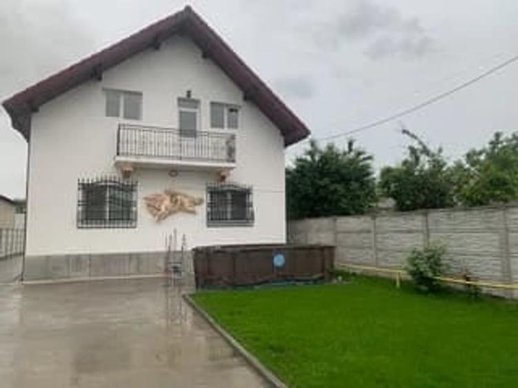 Casă cu 5 camere cu Teren 1000 Mp în Bariera Vâlcii