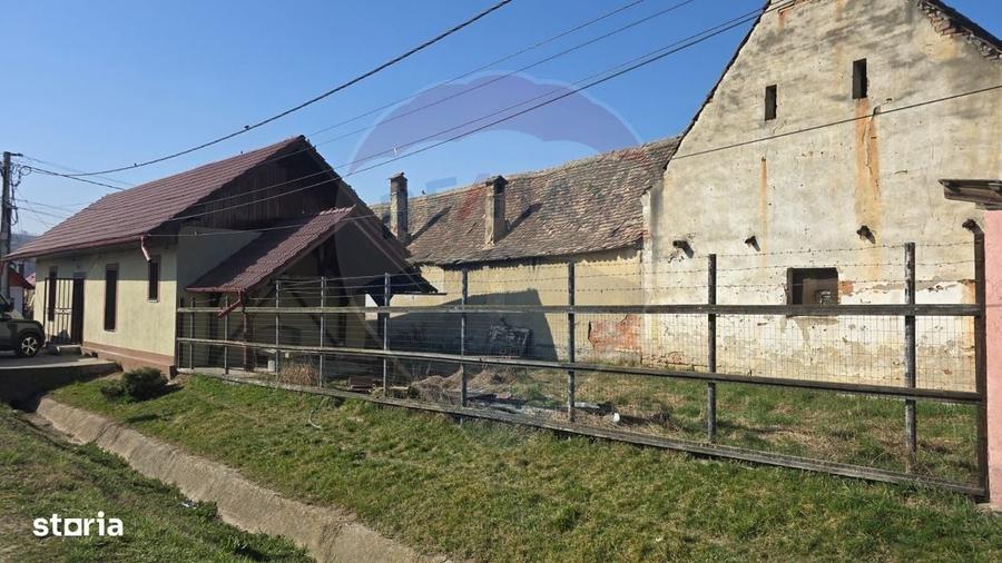 Casă cu 2 camere în Laslea