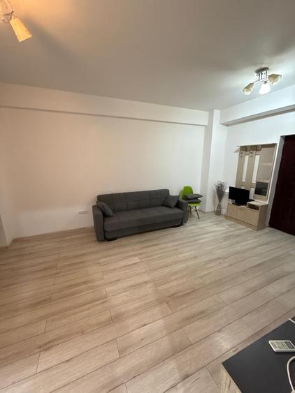Apartament cu 2 camere semidecomandat în Militari
