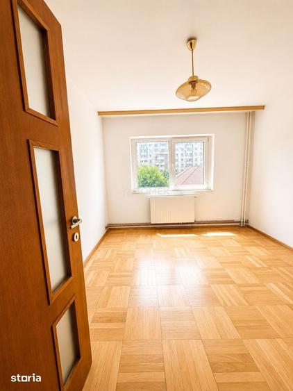 Apartament cu 4 camere în Scriitorilor