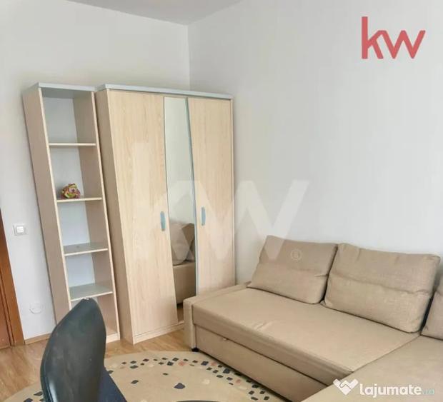 Apartament cu 3 camere semidecomandat în George Enescu