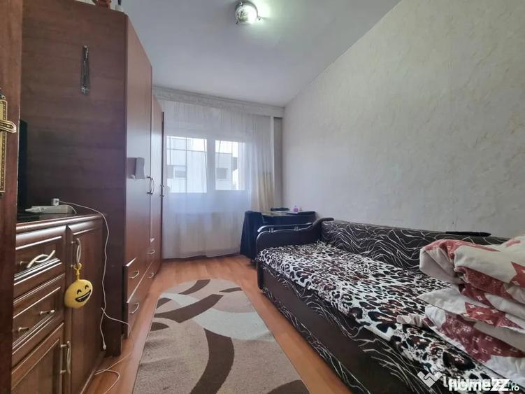Apartament 3 camere decomandate/Zona Miori?ei-Banca Na?ion - 1