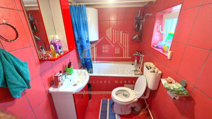 Casă cu 3 camere cu Teren 262 Mp în Bughea de Jos