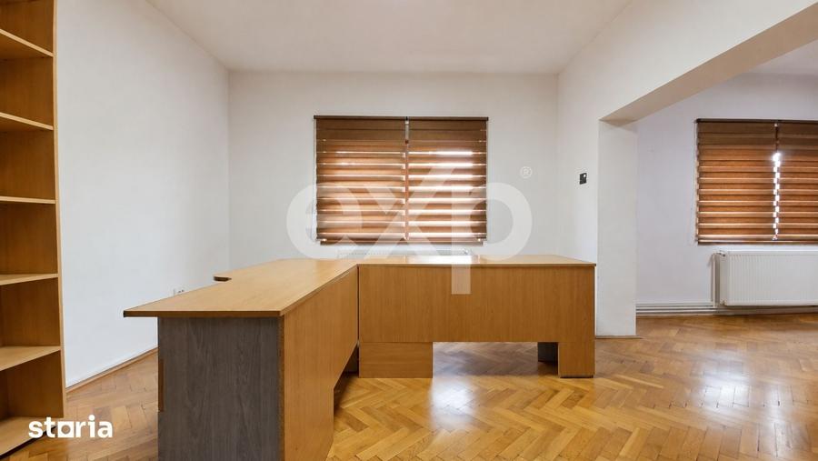 Apartament cu 3 camere în Tractorul