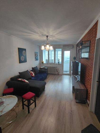 Apartament cu 2 camere decomandat în Colentina