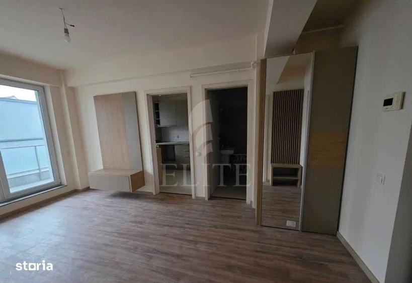 Apartament cu 2 camere semidecomandat în Între Lacuri
