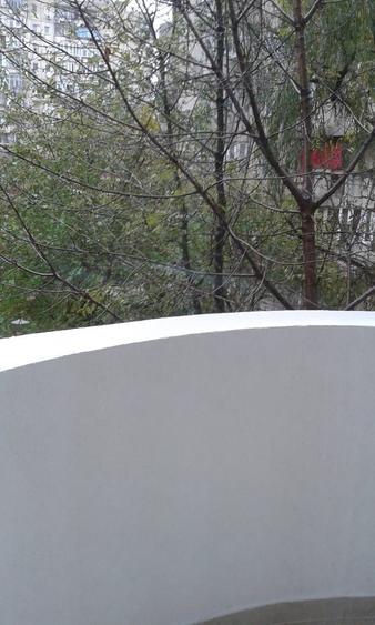 Garsonieră decomandată în Vitan