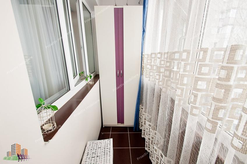 Apartament cu 2 camere decomandat în Micro 18