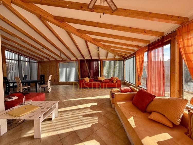 Casă individuală cu 3 camere cu Piscina în Săcălaz