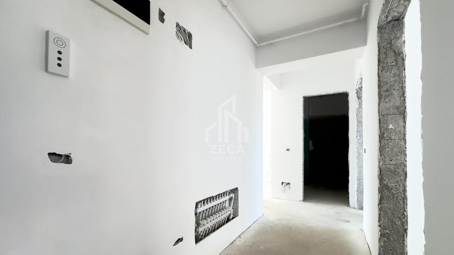 Apartament cu 3 camere decomandat în Berceni