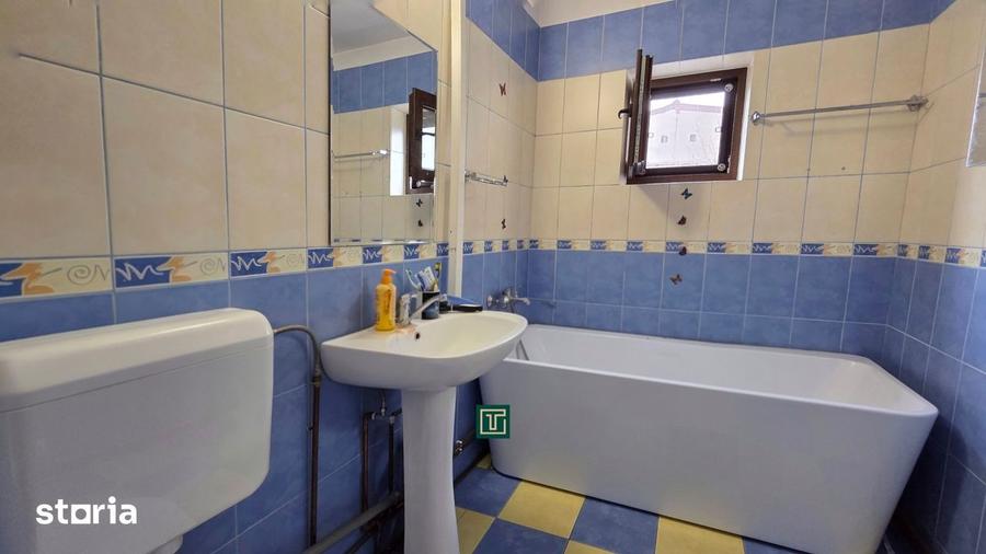 Apartament cu 3 camere decomandat, mobilat în Girocului