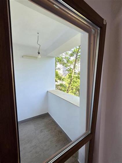 Super oferta! Apartament 3 camere, etaj 1, zona Palas Mall - 12