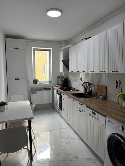 Apartament cu 2 camere decomandat în Giroc