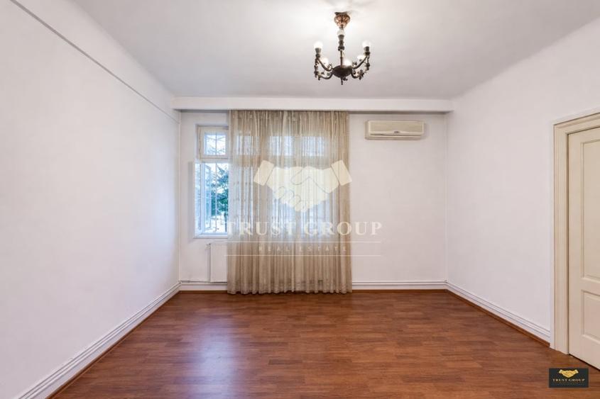 Apartament cu 2 camere decomandat în 1 Mai
