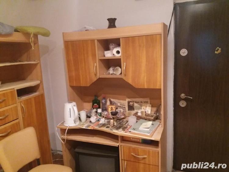 Garsonieră în Titan