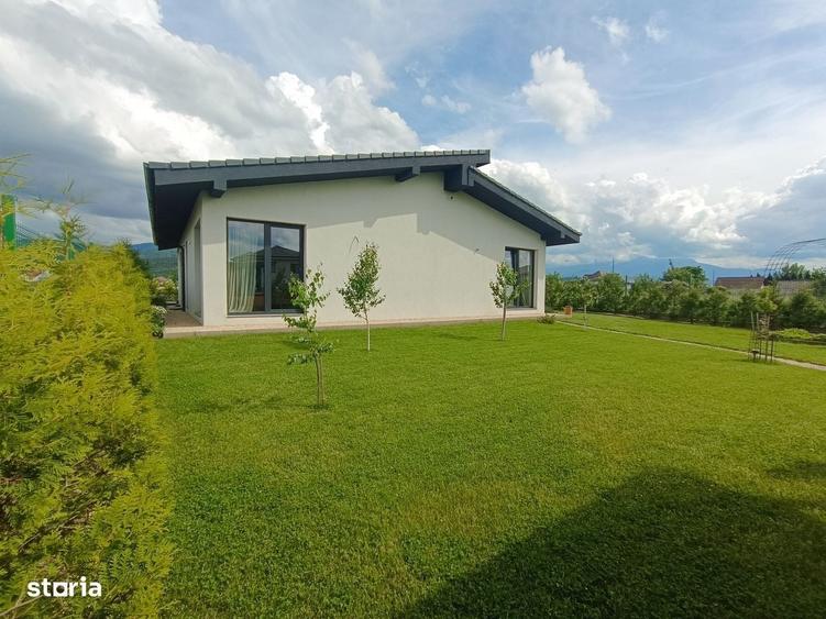 Casă cu 3 camere în Cristian