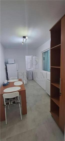 Apartament cu 2 camere semidecomandat în Medicină