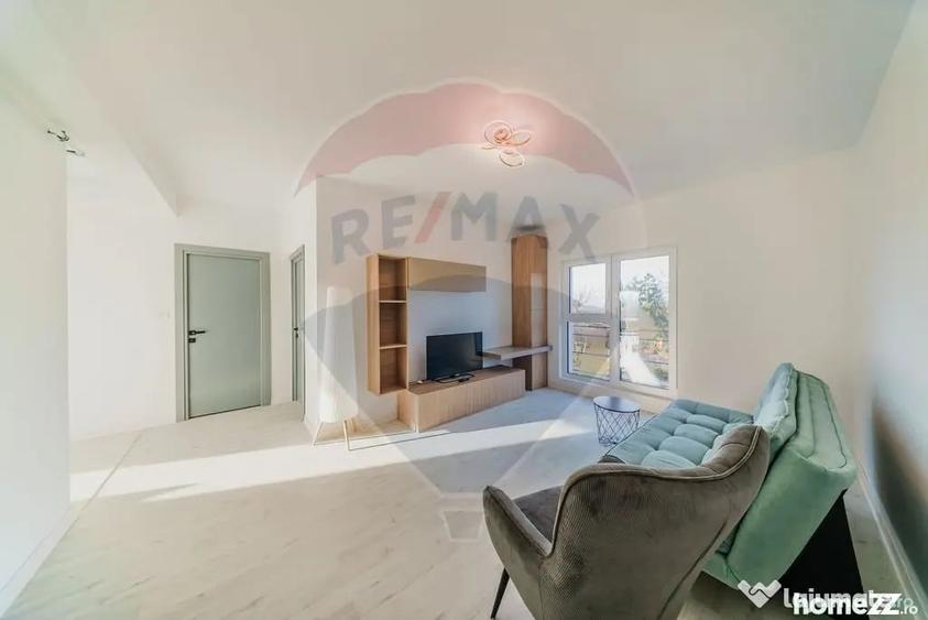 Apartament cu 2 camere semidecomandat în Central