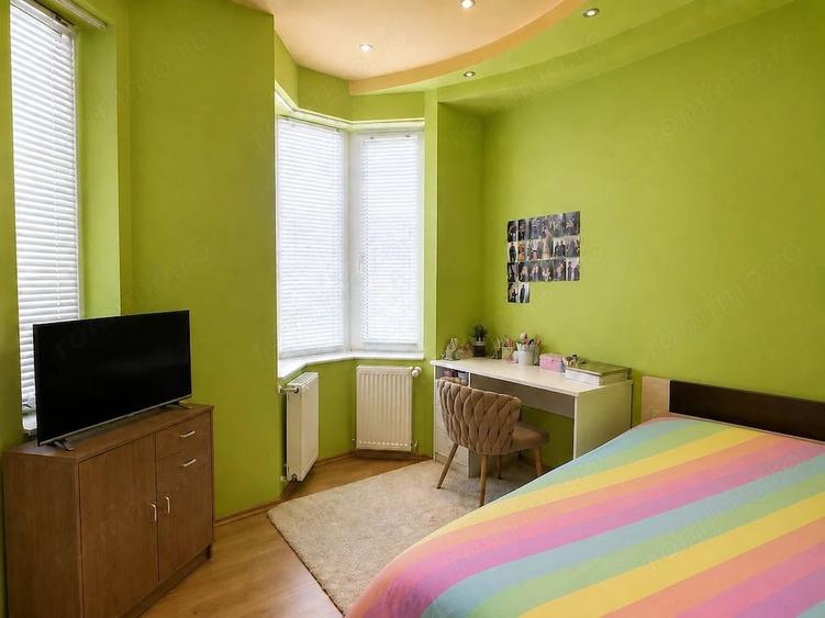 Casă cu 4 camere cu Teren 298 Mp în Rogerius