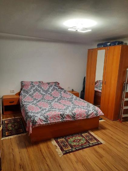 Casă cu 2 camere cu Teren 650 Mp în Poienarii Apostoli