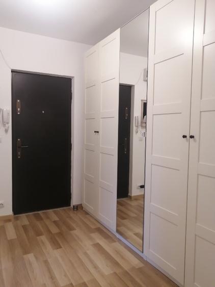Apartament cu 2 camere semidecomandat în Banu Manta