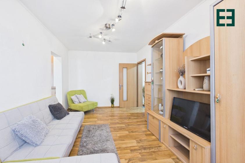 Apartament cu 2 camere semidecomandat, mobilat în Aurel Vlaicu